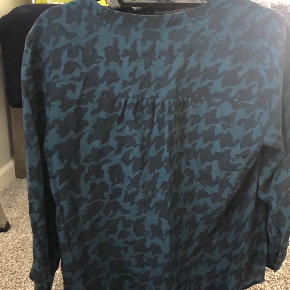 Blouse - Picture 3 of 3